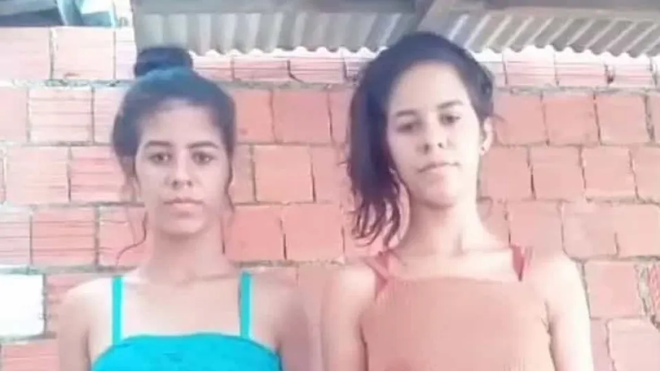 Irmãs gémeas mortas em direto no Instagram por traficante de droga