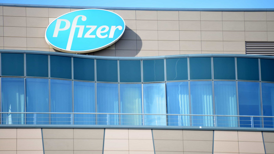 Terceira dose da vacina da Pfizer aumenta imunidade contra variante Delta