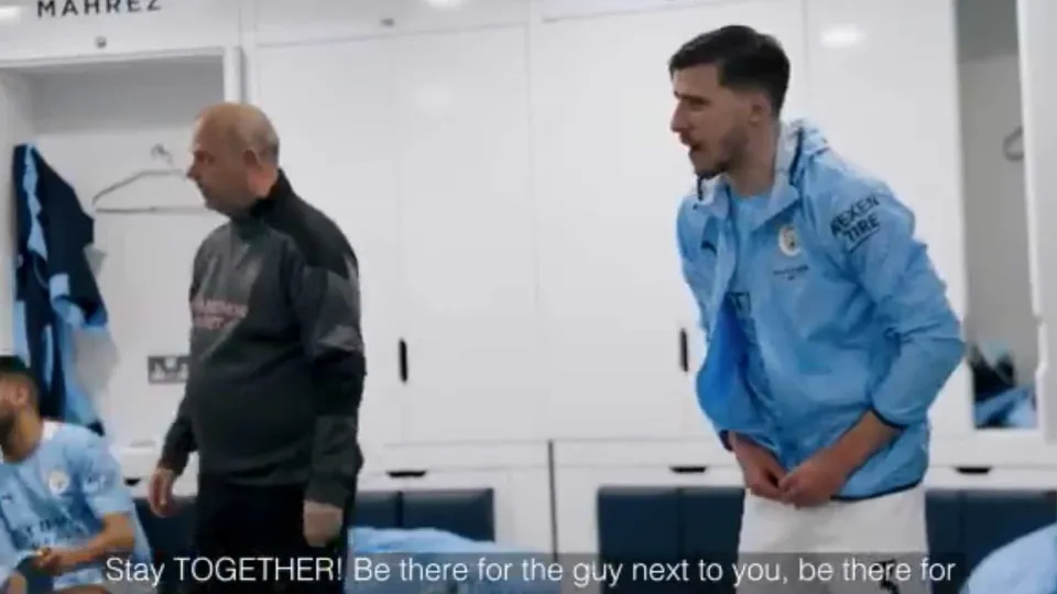 "Fiquem juntos". Rúben Dias destaca-se em palestra do Man. City