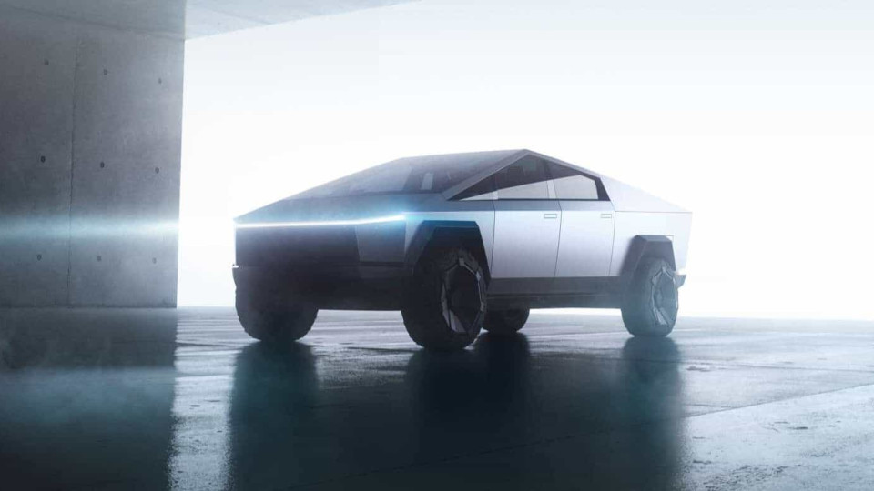 Produção da carrinha Cybertruck da Tesla começa no próximo ano
