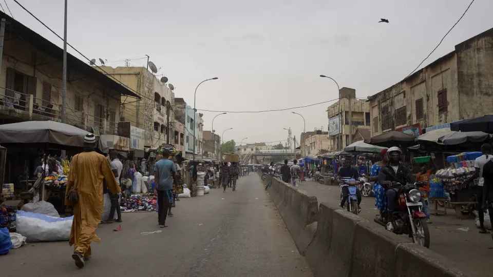 Pelo menos 30 pessoas morreram na sequência de ataque terrorista no Mali