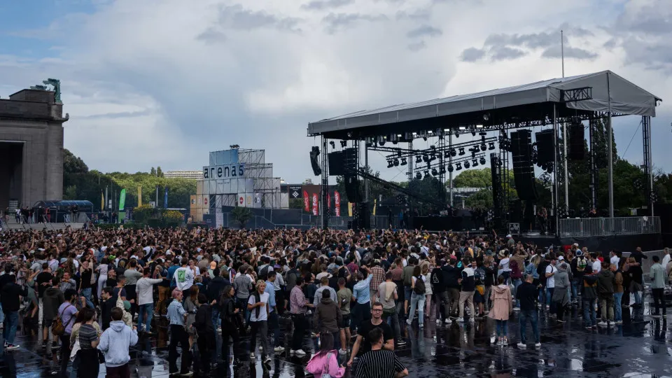 Bélgica adota certificado Covid mas apenas para grandes eventos