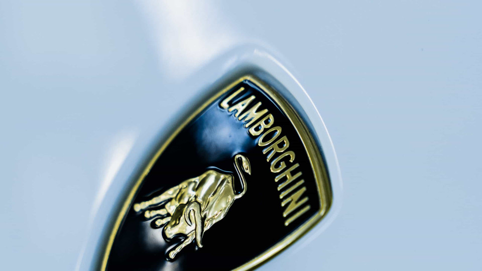 O nascimento da Lamborghini e a razão de o logótipo ser um touro