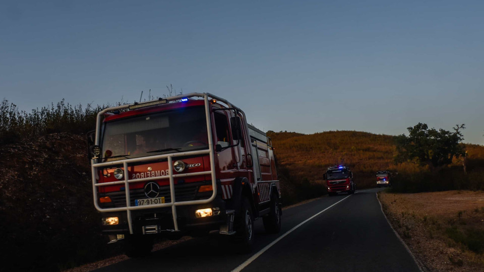 Dominado às 18h40 fogo no concelho de Odemira