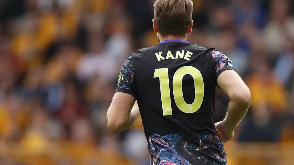 Já se fala em saída "impossível" de Kane para o Manchester City
