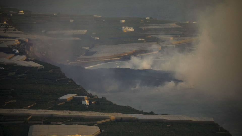 Neblina em ilhas dos Açores pode ser consequência do vulcão de La Palma