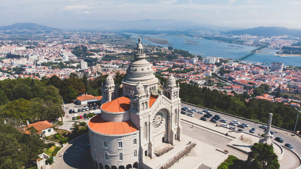 Viana do Castelo estuda viabilidade de acesso ferroviário ao porto de mar