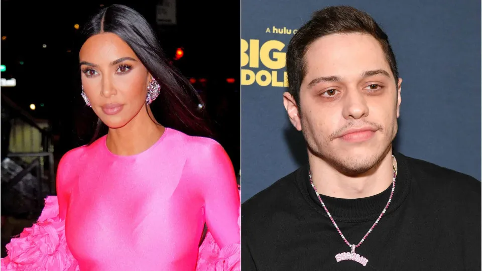 Kim Kardashian e Pete Davidson de mãos dadas em estreia de reality