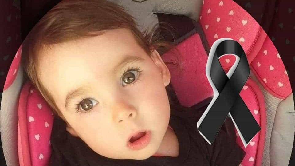 Morreu Ariel Tomaz, a menina de dois anos que sofria de doença rara
