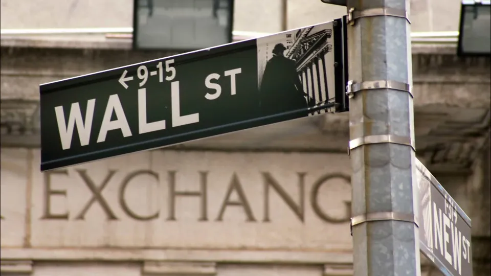 Wall Street fecha em baixa a acompanhar a subida dos preços do petróleo
