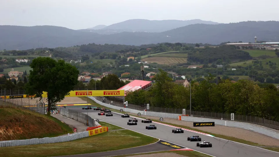 Oficial: Circuito de Barcelona mantém-se na F1 e MotoGP até 2026