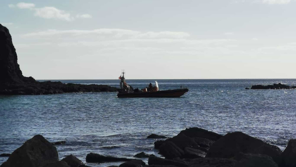 Retomadas buscas por mergulhador desaparecido no Faial