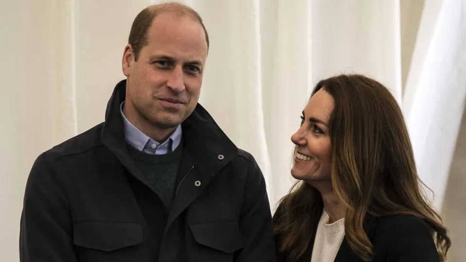 O detalhe amoroso entre Kate Middleton e William na nova foto oficial