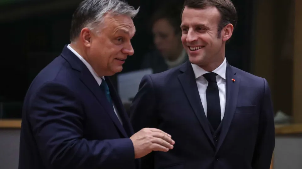 Macron e Órban afirmam ser parceiros, apesar das divergências políticas