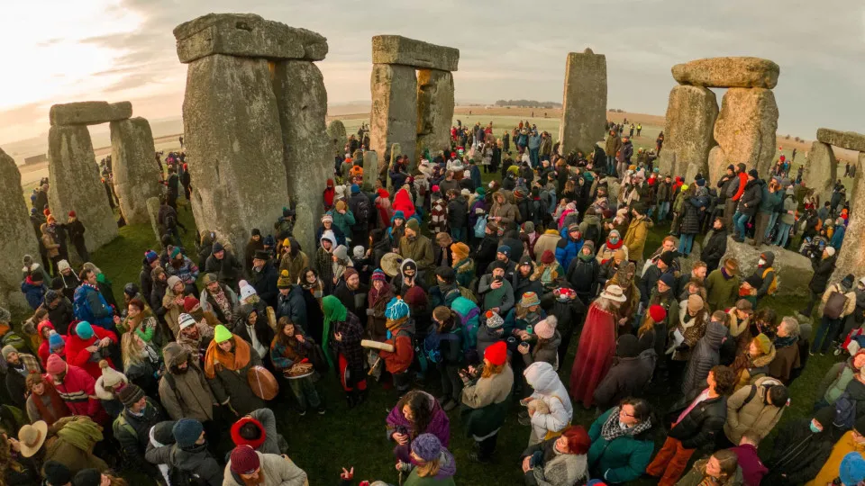 Stonehenge volta a celebrar o solstício de inverno 