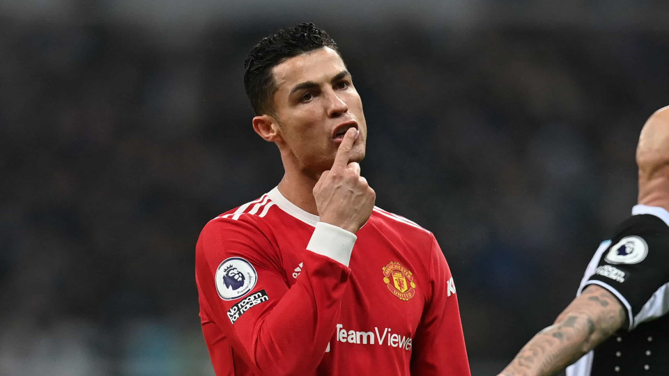 "Jogadores do Manchester United têm de ouvir Cristiano Ronaldo e calar"