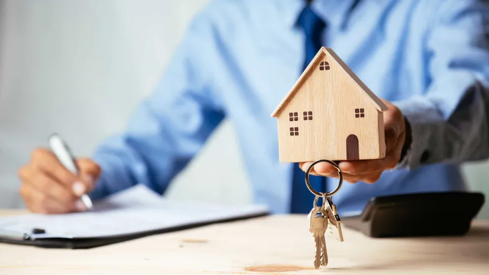 Comprar casa e colocá-la a arrendar rendeu 7,4% no 3.º trimestre