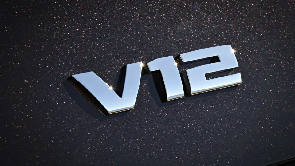 BMW vai produzir o seu último motor V12