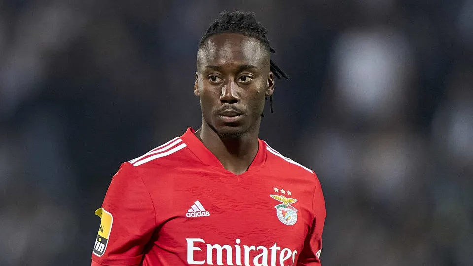 GUIMARAES, PORTUGAL - SEPTEMBER 25:  Soualiho Meite of SL Benfica looks on during the Liga Portugal Bwin match between Vitoria Guimaraes SC and SL Benfica at Estadio Dom Afonso Henriques on September 25, 2021 in Guimaraes, Portugal. (Photo by Jose Manuel 