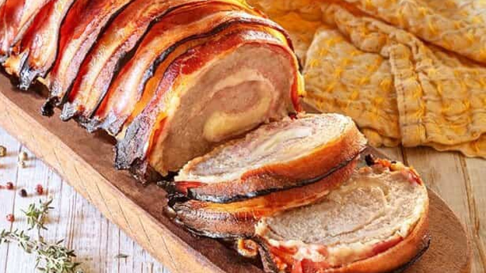 Rolo de carne enrolado com bacon, queijo e fiambre (vai resistir?)