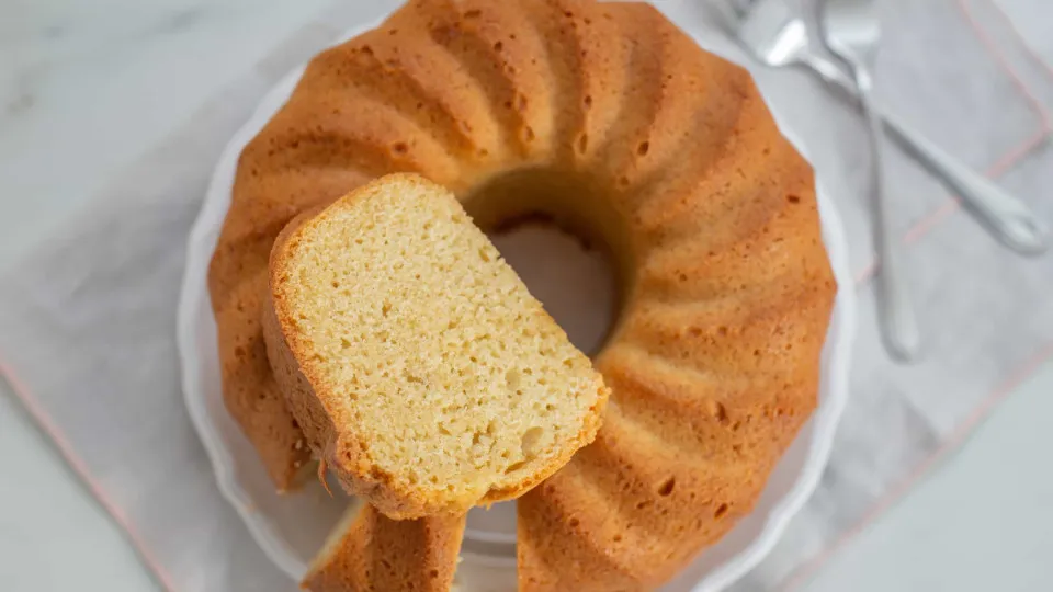 Tão, mas tão bom! Receita de bolinho fofo de manteiga da avó