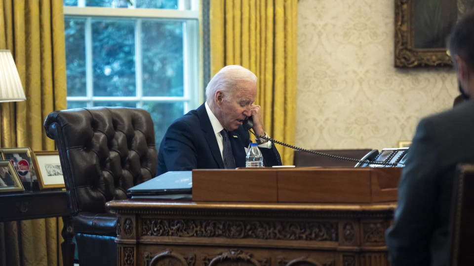 Joe Biden e Xi Jinping de acordo em "assumir responsabilidades" pela paz