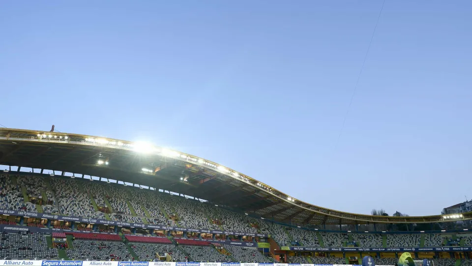 União de Leiria e FC Porto B empatam em jogo de pré-temporada