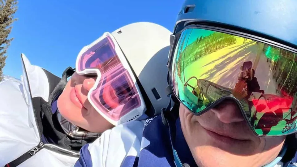 Orlando Bloom celebrou o aniversário na neve com Katy Perry