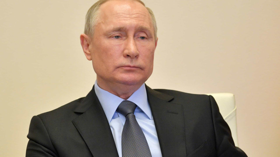 Putin, o Presidente russo e ex-espião que ordenou a invasão da Ucrânia