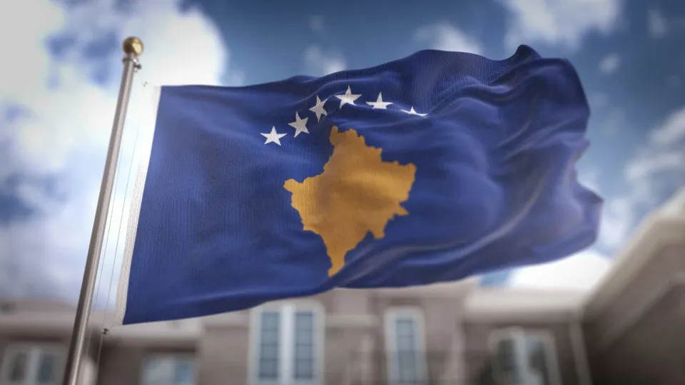 Sérvios do Kosovo ameaçam declarar autonomia em caso de falhanço negocial