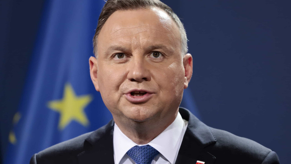 Polónia anuncia medidas legais contra a Rússia por corte de gás