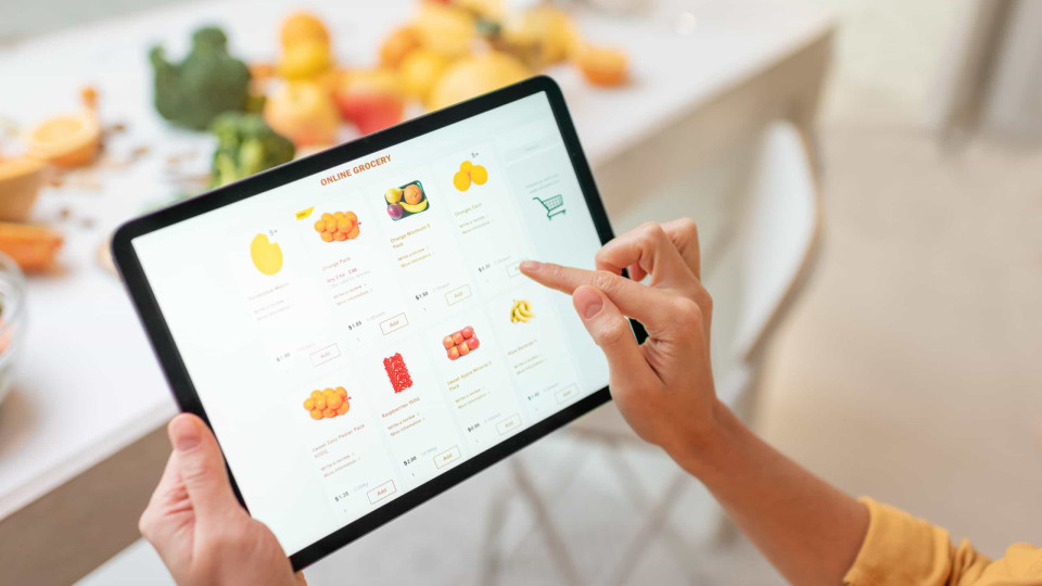 Qual é o supermercado mais barato para compras online? DECO fez as contas