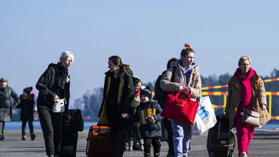 UE prolonga proteção temporária para refugiados ucranianos até 2028