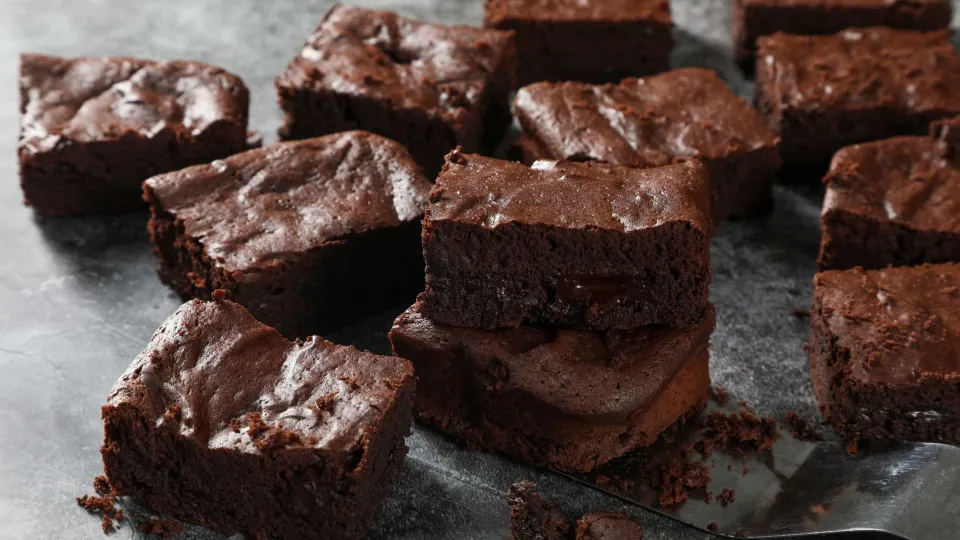 Brownie 'low carb' com farinha de amêndoa (pronto em 15 minutos!)