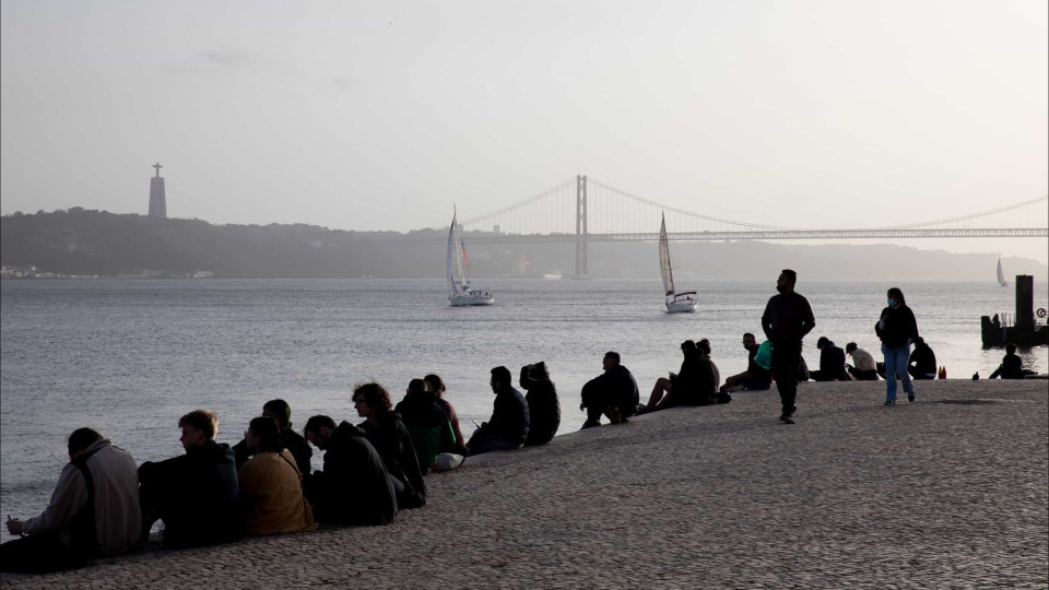 Covid-19. Portugal é o país da UE com mais novos casos e segundo do mundo