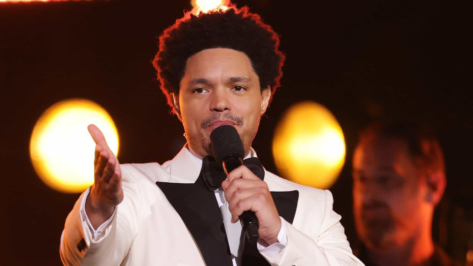 Trevor Noah faz subtil referência a Will Smith nos Grammy Awards