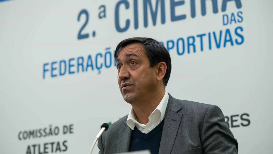 Federação de Ciclismo tranquila sobre as buscas na W52-FC Porto