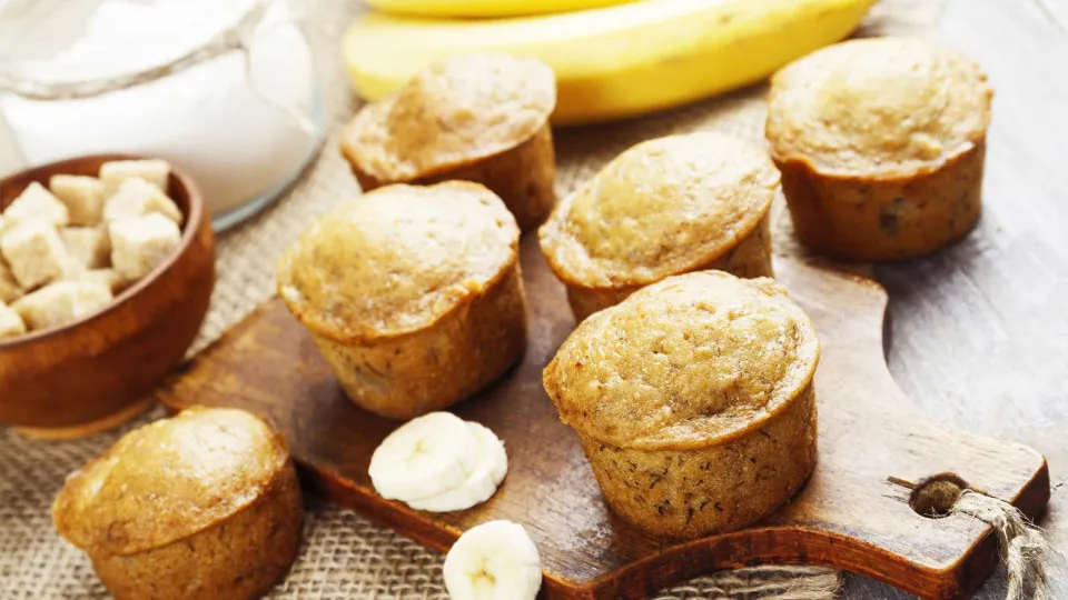 A receita de queques proteicos de banana para comer e repetir sem culpa
