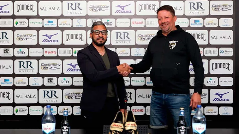 Oficial: Paulo Sérgio renova com o Portimonense