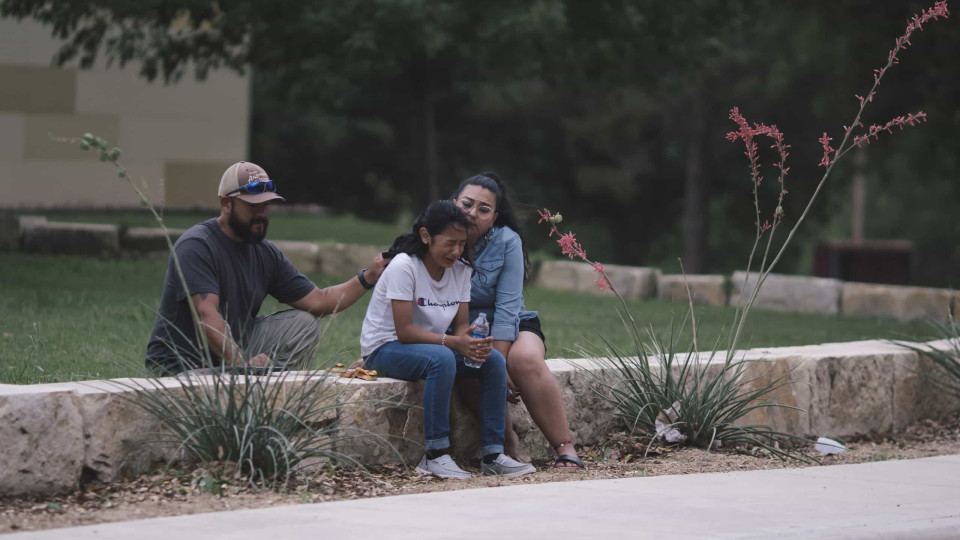 Quão fácil é comprar uma arma nos EUA? Basta ir ao Texas