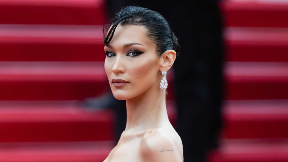 Bella Hadid usa vestido com 35 anos no Festival de Cinema de Cannes