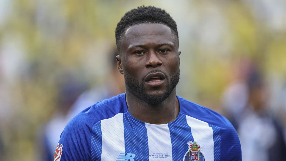 A mensagem de Mbemba nas redes sociais que cheira a despedida do FC Porto