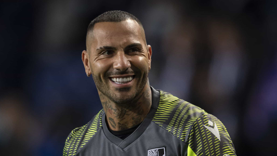 Ricardo Quaresma declara-se à companheira em dia de festa