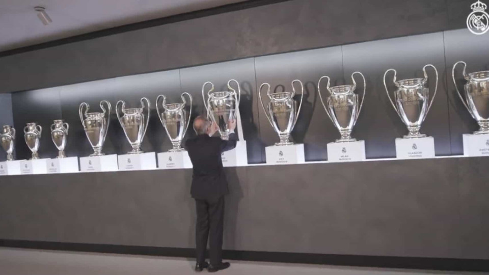 O momento em que Florentino Pérez arruma a 14.ª Champions do Real Madrid