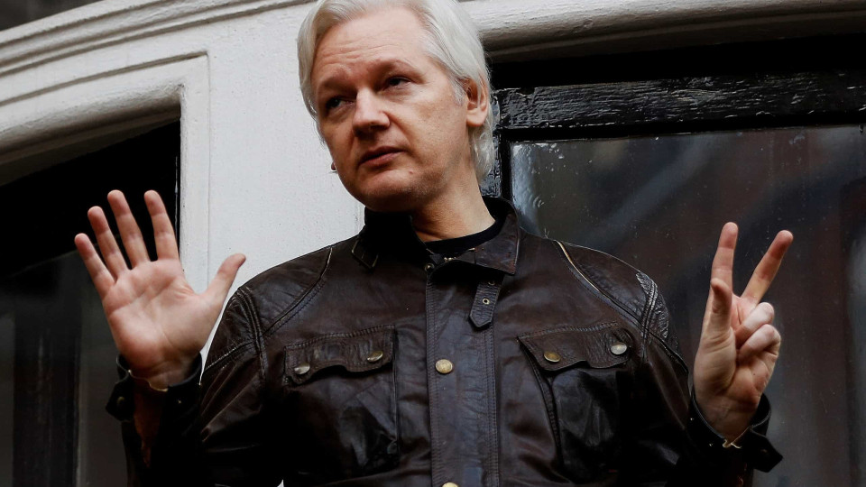 Libertação de Assange é "vitória para liberdade de imprensa"