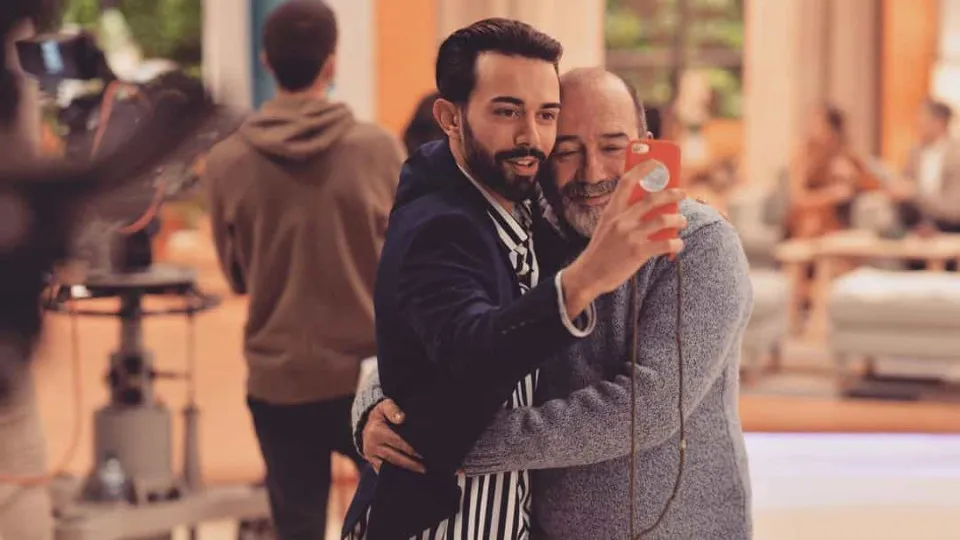 José Raposo sobre estreia de filho em revista: "Chorei como uma madalena"