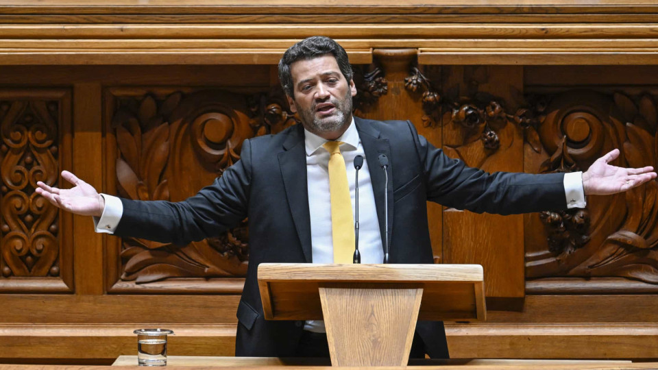 Chega requer audição urgente do ministro Pedro Nuno Santos no parlamento