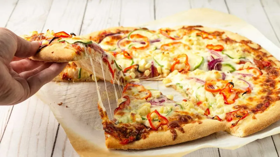 Aqui tem uma receita para comemorar o Dia Mundial da Pizza
