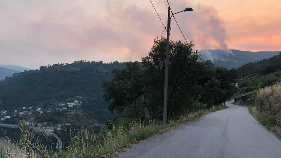 Detido suspeito do incêndio que ameaçou habitações em Baião