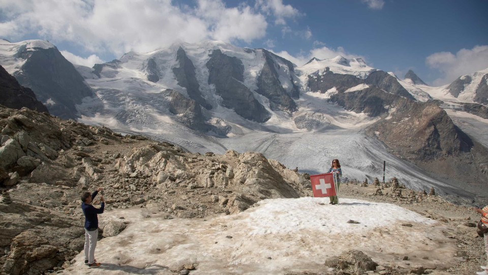 Efeitos das alterações climáticas fortemente sentidos nos Alpes suíços